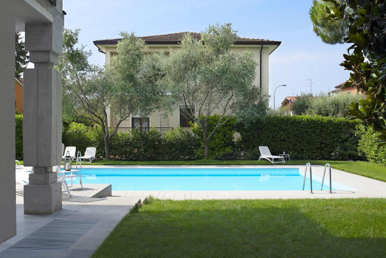Baseventuno 4 Bilocale Apartment Sirmione Exterior photo